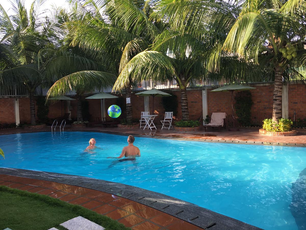 Mui Ne Volga Hotel & Apartments Фан Тиет Екстериор снимка